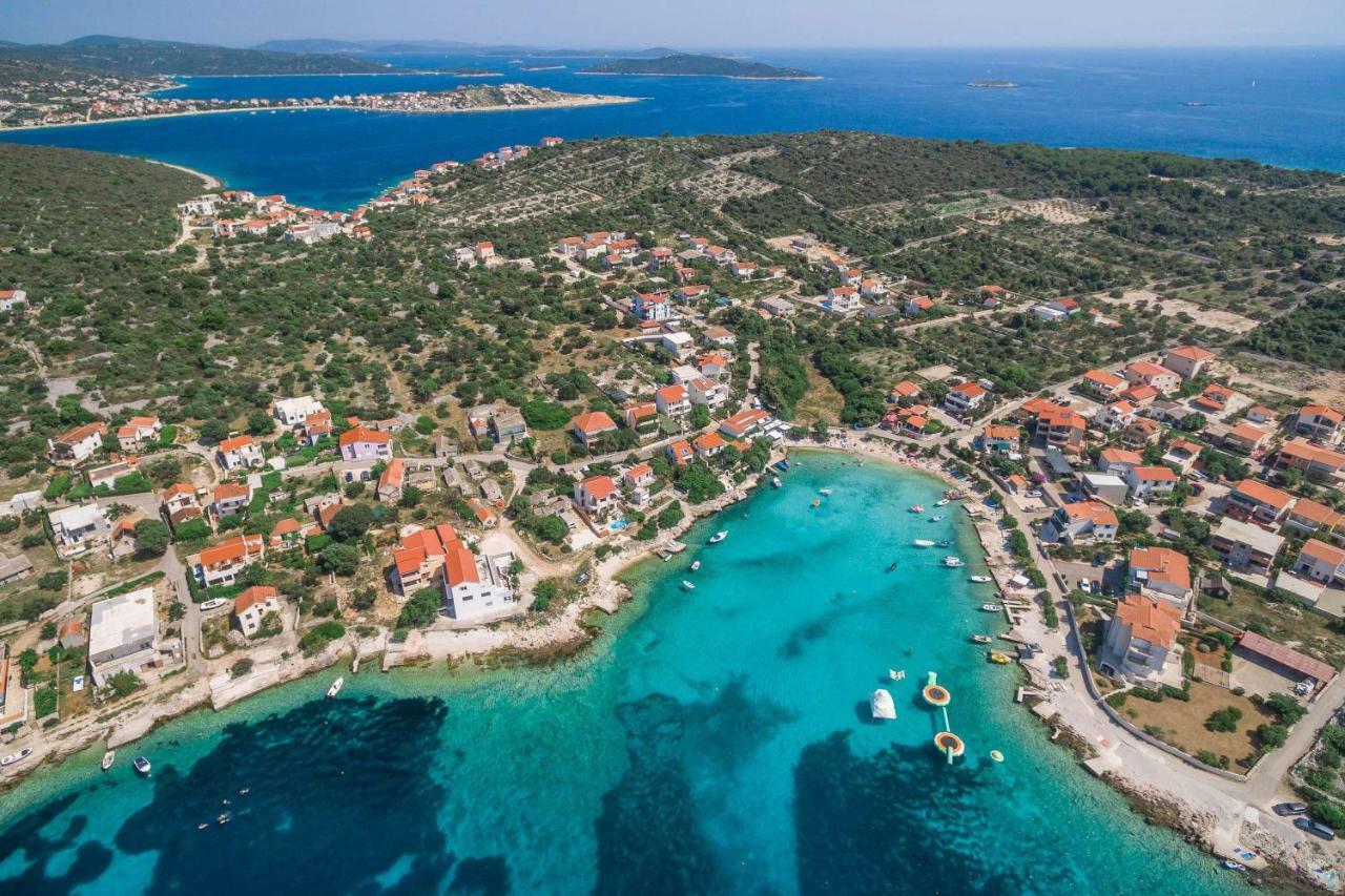 Villa Basic Sevid Exteriér fotografie