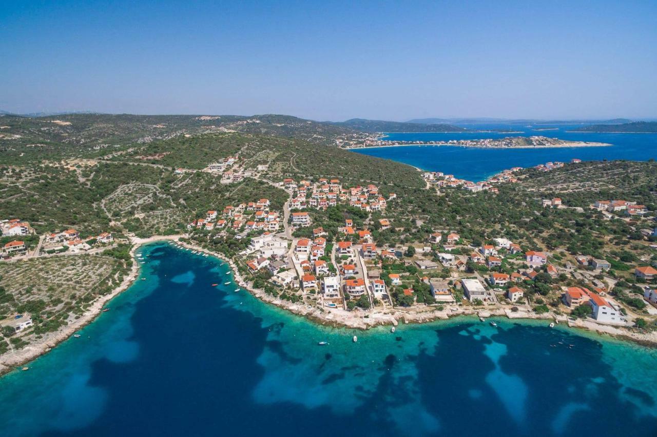 Villa Basic Sevid Exteriér fotografie